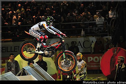 bou_019_trial_indoor_marseille_2010.JPG