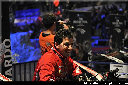 fajardo_10_trial_indoor_marseille_2010.JPG
