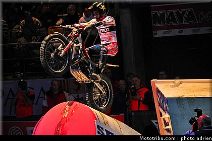 fajardo_18_trial_indoor_marseille_2010.JPG