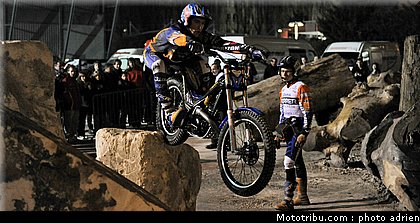 ferrer_04_trial_indoor_marseille_2010.JPG