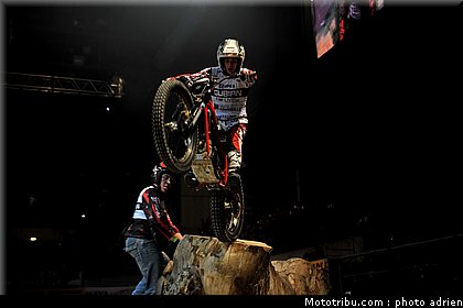 gubian_06_trial_indoor_marseille_2010.JPG