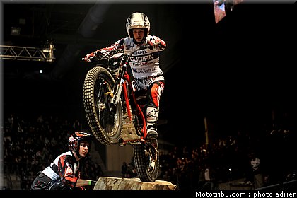 gubian_18_trial_indoor_marseille_2010.JPG