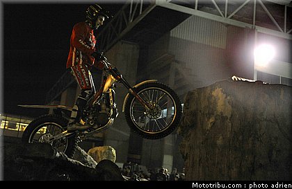 trial_indoor_marseille_2010_03.JPG