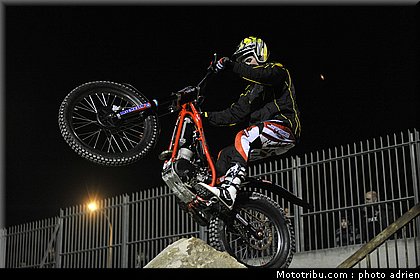 trial_indoor_marseille_2010_04.JPG