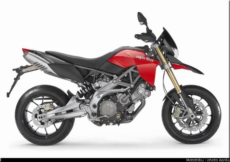 aprilia_dorsoduro_2008_039
