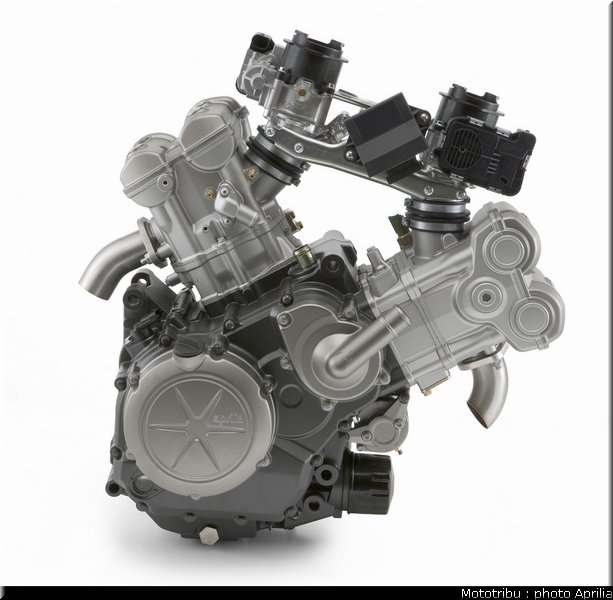 aprilia_dorsoduro_2008_049