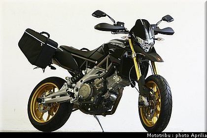 aprilia_dorsoduro_2008_033.jpg