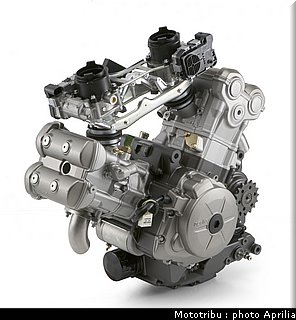 aprilia_dorsoduro_2008_051.jpg