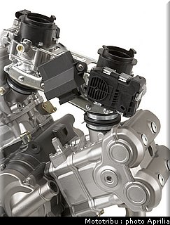 aprilia_dorsoduro_2008_053.jpg