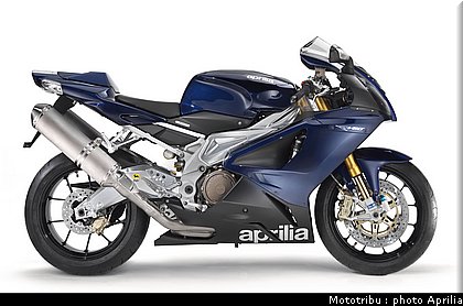 aprilia_rsv1000r_2008_3.jpg