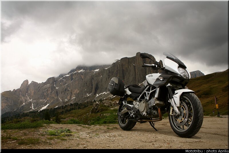 aprilia_mana_gt_2009_4