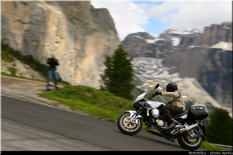 aprilia_mana_gt_2009_6