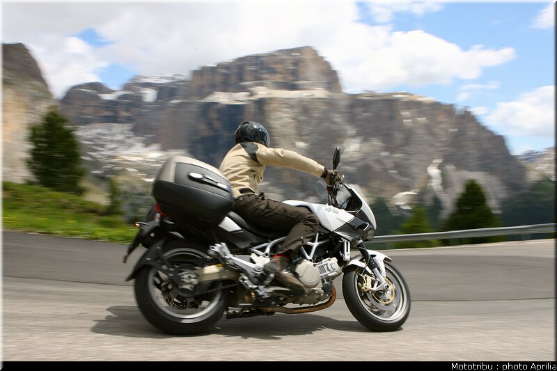 aprilia_mana_gt_2009_7