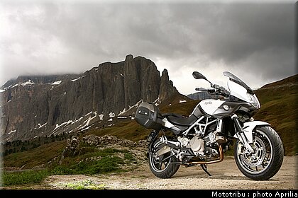 aprilia_mana_gt_2009_3.jpg
