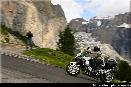 aprilia_mana_gt_2009_6.jpg