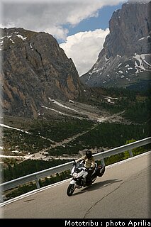 aprilia_mana_gt_2009_8.jpg
