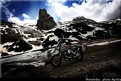 aprilia_stelvio_nx_2009_001.jpg