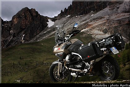 aprilia_stelvio_nx_2009_003.jpg