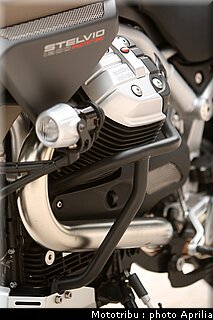 aprilia_stelvio_nx_2009_005.jpg