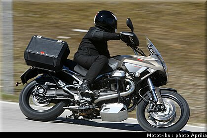 aprilia_stelvio_nx_2009_015.jpg