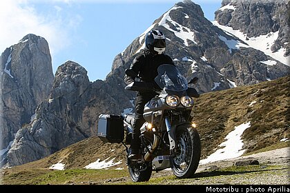 aprilia_stelvio_nx_2009_017.jpg