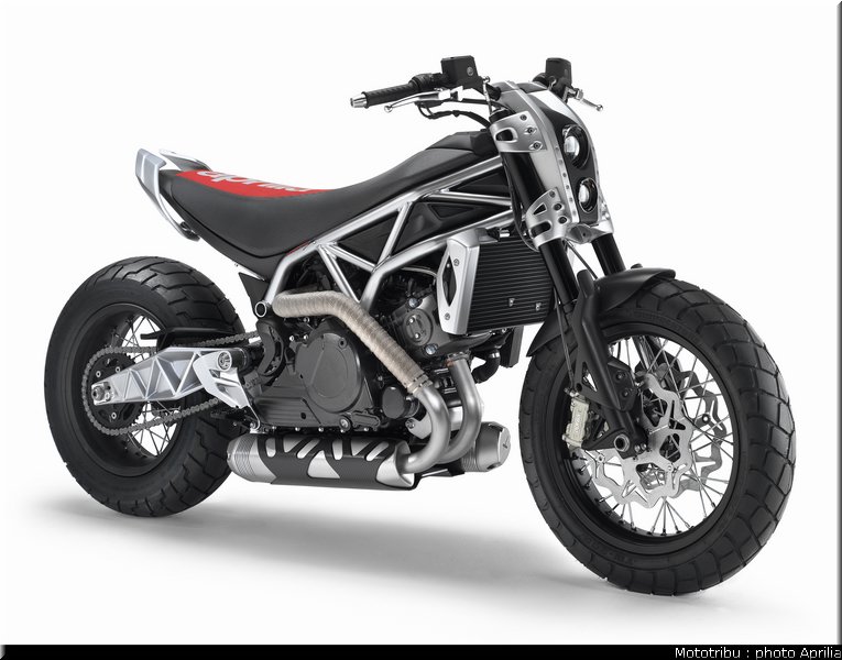 aprilia_manax_1
