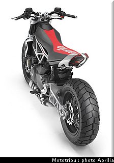 aprilia_manax_3.jpg