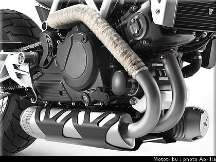 aprilia_manax_4.jpg
