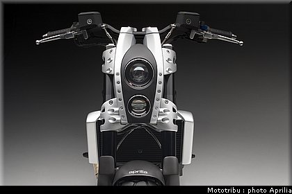 aprilia_manax_5.jpg