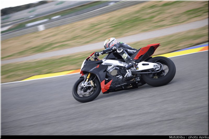 aprilia_rsv4_2009_0007