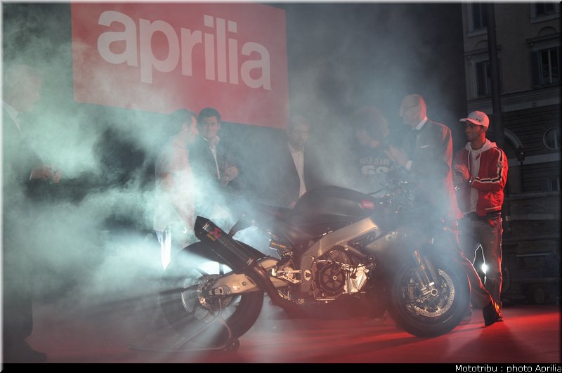 aprilia_rsv4_2009_0012