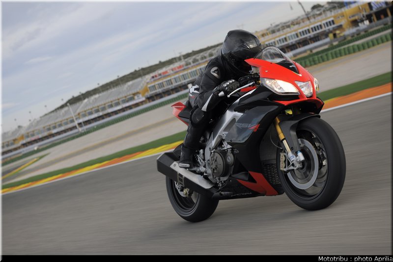 aprilia_rsv4_2009_0046