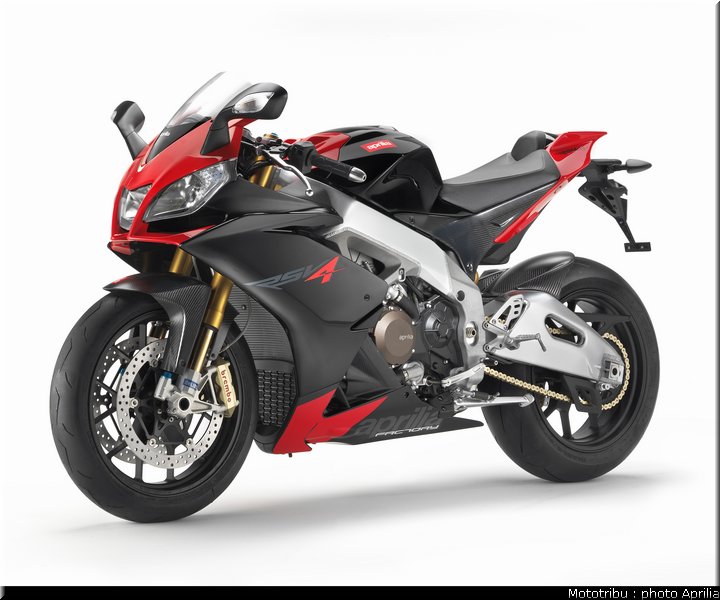 aprilia_rsv4_2009_0064