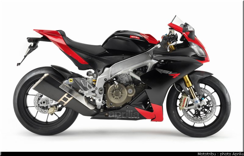 aprilia_rsv4_2009_0069