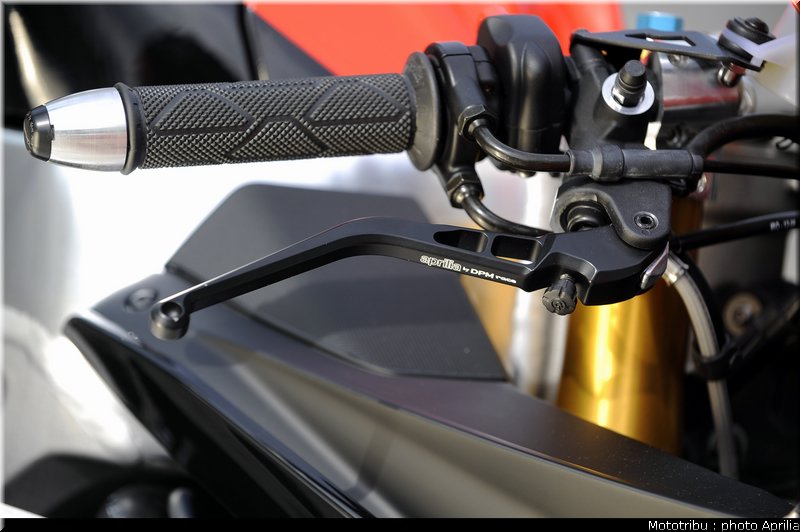 aprilia_rsv4_2009_0088