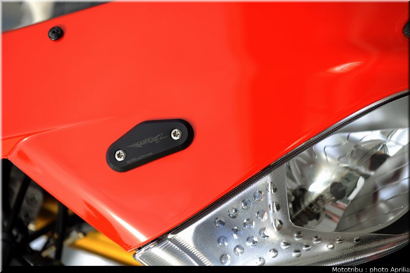 aprilia_rsv4_2009_0089