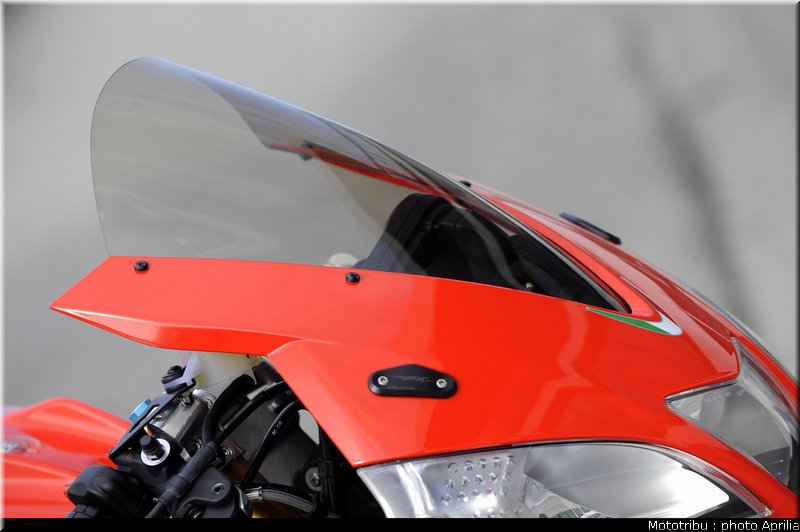 aprilia_rsv4_2009_0090