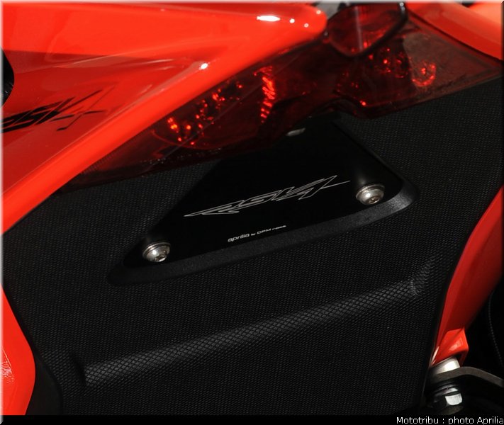 aprilia_rsv4_2009_0091