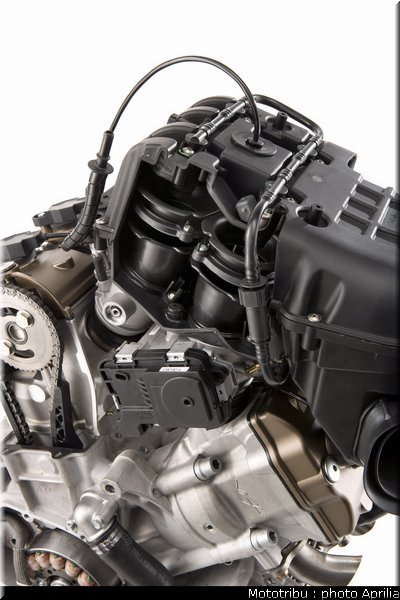 aprilia_rsv4_2009_0119