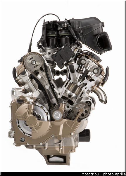 aprilia_rsv4_2009_0120