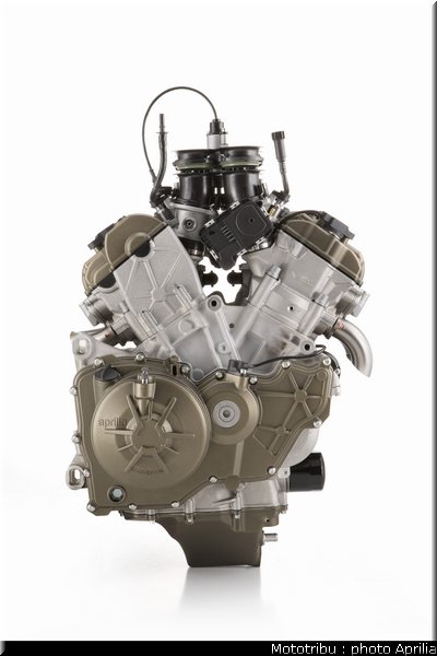 aprilia_rsv4_2009_0124
