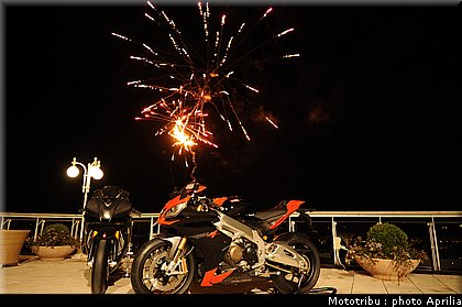 aprilia_rsv4_2009_0016.jpg