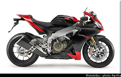 aprilia_rsv4_2009_0069.jpg