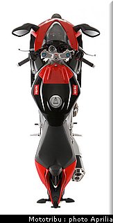 aprilia_rsv4_2009_0077.jpg