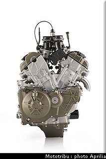 aprilia_rsv4_2009_0124.jpg