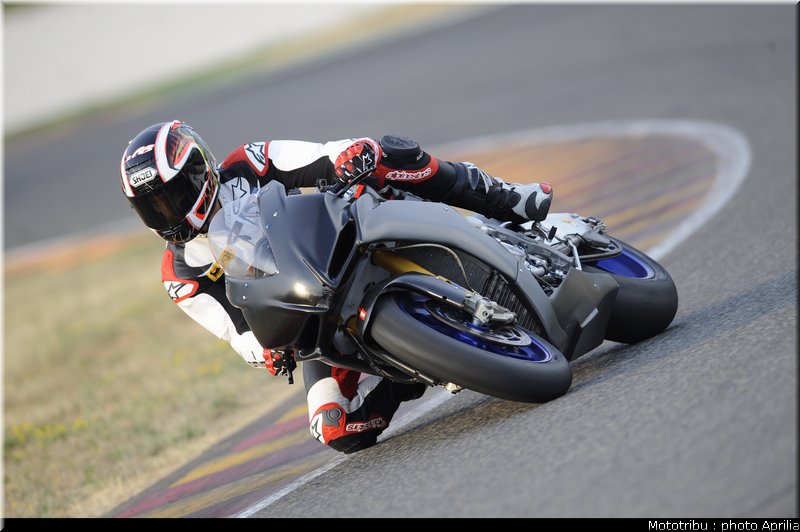 aprilia_rsv4_sbk2009_007