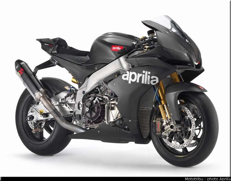 aprilia_rsv4_sbk2009_022