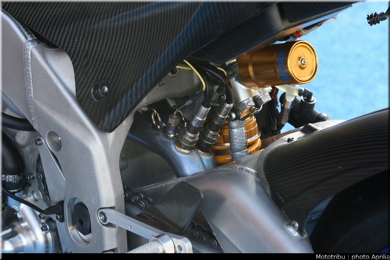 aprilia_rsv4_sbk2009_053