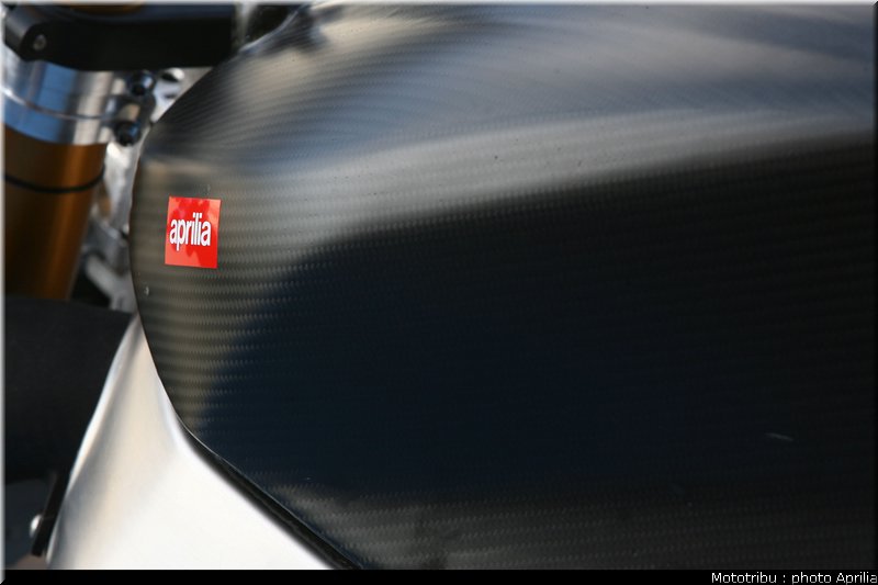 aprilia_rsv4_sbk2009_060