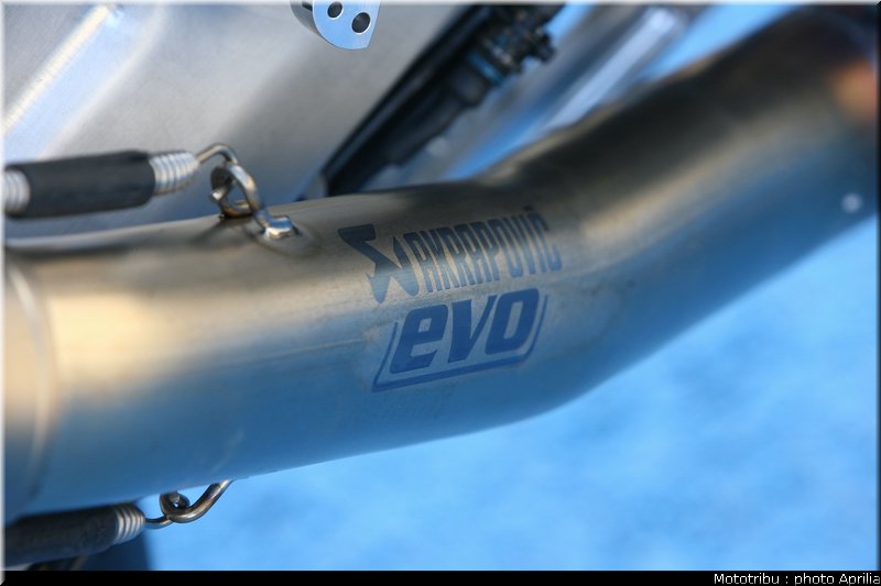 aprilia_rsv4_sbk2009_062